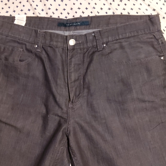 Perry Ellis - Picture 2 of 4